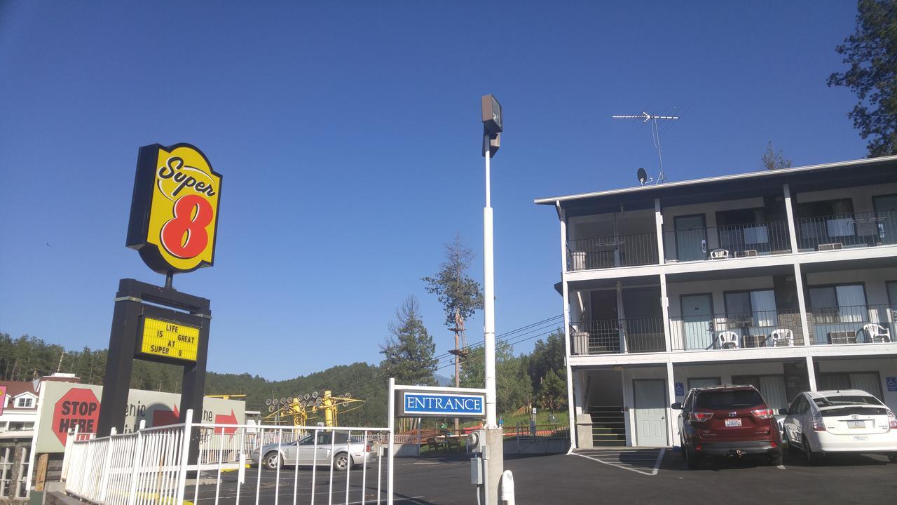 Super 8 By Wyndham Keystone/Mt. Rushmore Ngoại thất bức ảnh
